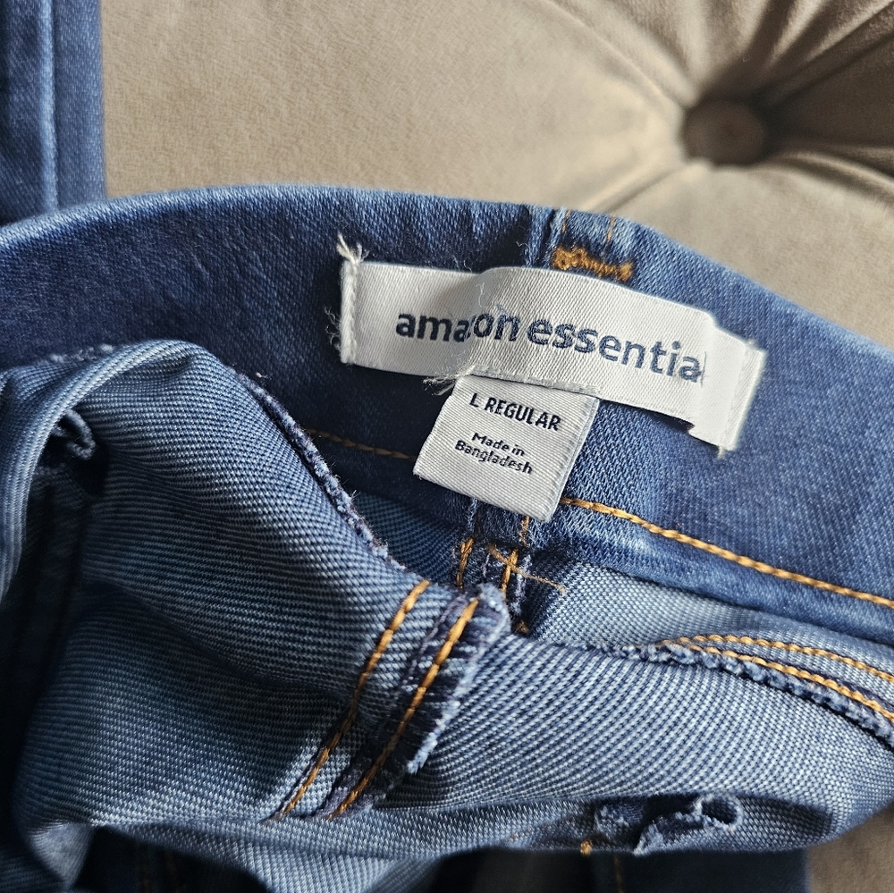 Amazon Essentials Pull On Stretchy Knit Jegging 2… - image 9